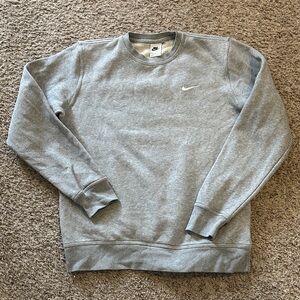Nike Men's Light Gray Crewneck Sweater